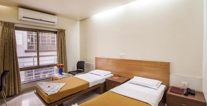 Hotel New Holiday Plaza